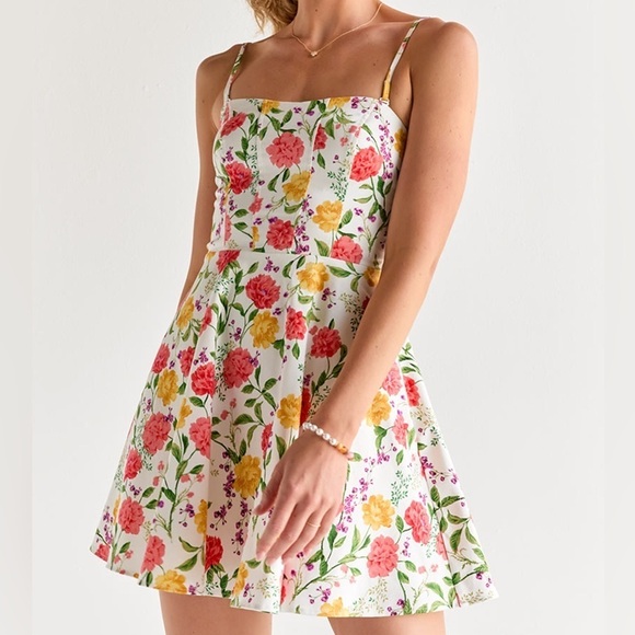 Francesca's Collections Dresses & Skirts - Francesca's Red and Yellow Sweetheart Sundress